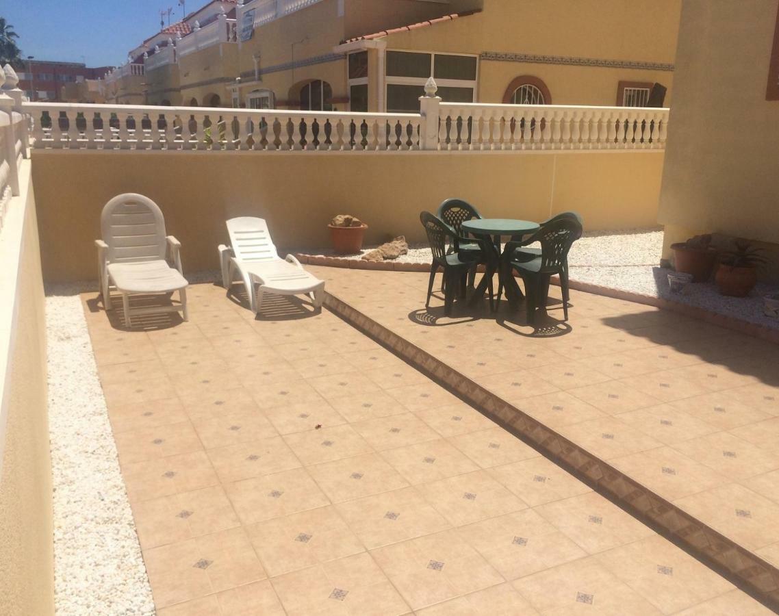 Torrevieja, La Torreta Ground Floor Apartment With Large Private Patio Garden Extérieur photo